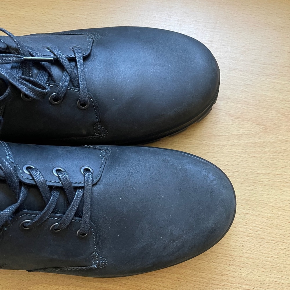 ecco rugged track black